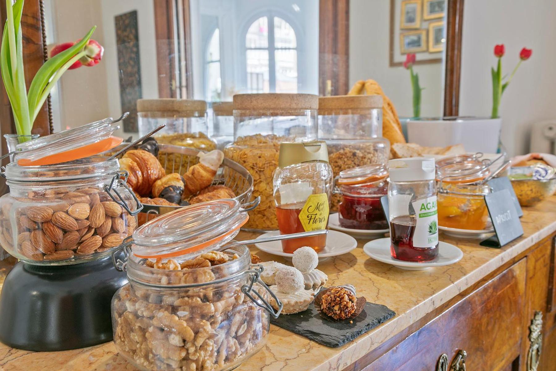 Mihlton Barcelona Boutique B&B (Adults Only) Εξωτερικό φωτογραφία